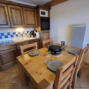 https://ecrins-a4-2-bedroom-apartment-central-samons.hotels-rhonealpes.com